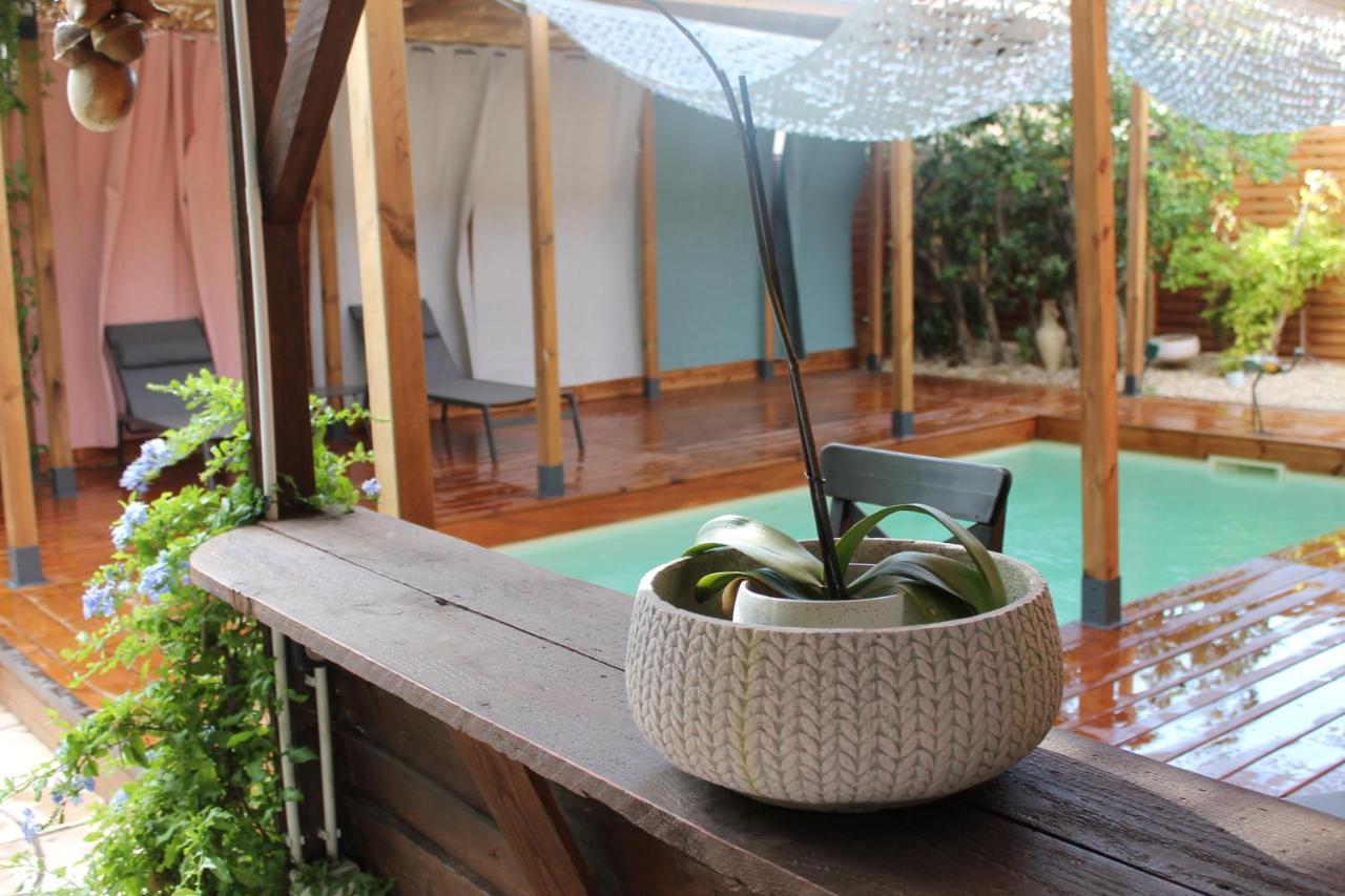 Les 2 Droles D'Oiseaux Bed & Breakfast Luc-sur-Orbieu Luaran gambar