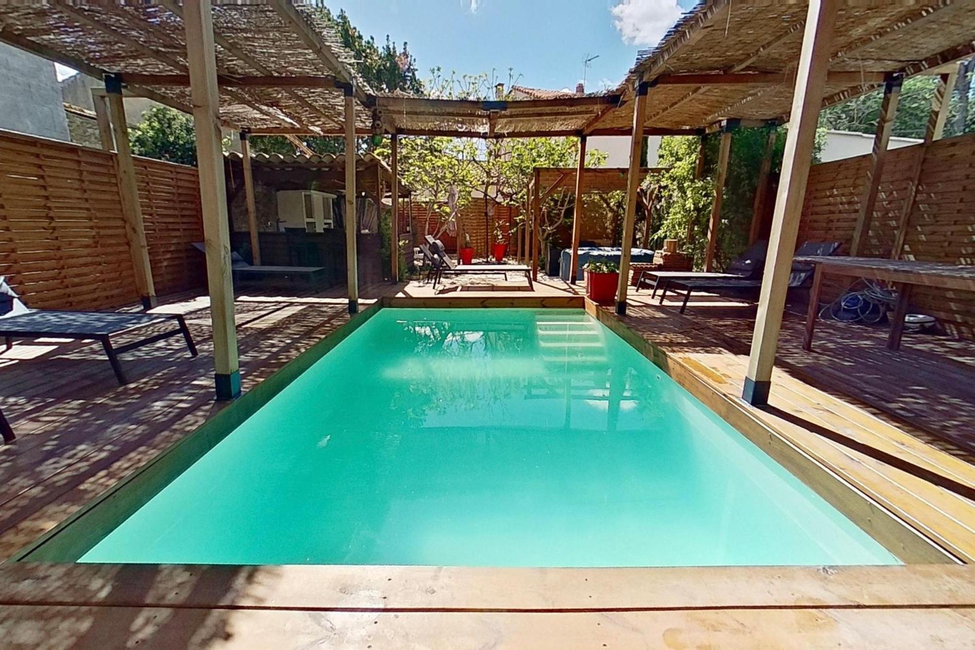 Les 2 Droles D'Oiseaux Bed & Breakfast Luc-sur-Orbieu Luaran gambar