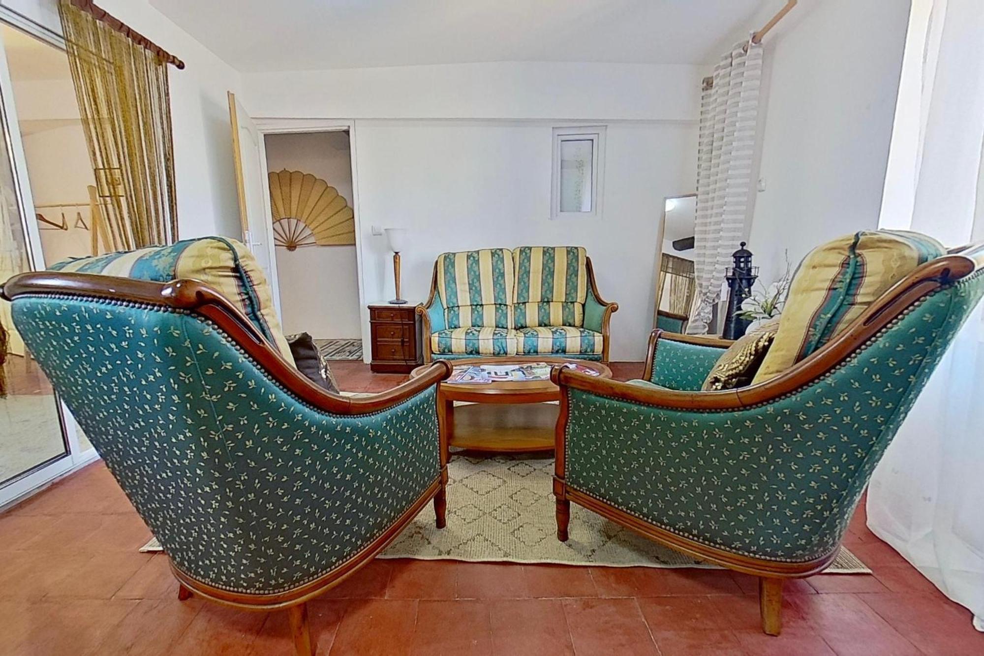 Les 2 Droles D'Oiseaux Bed & Breakfast Luc-sur-Orbieu Luaran gambar