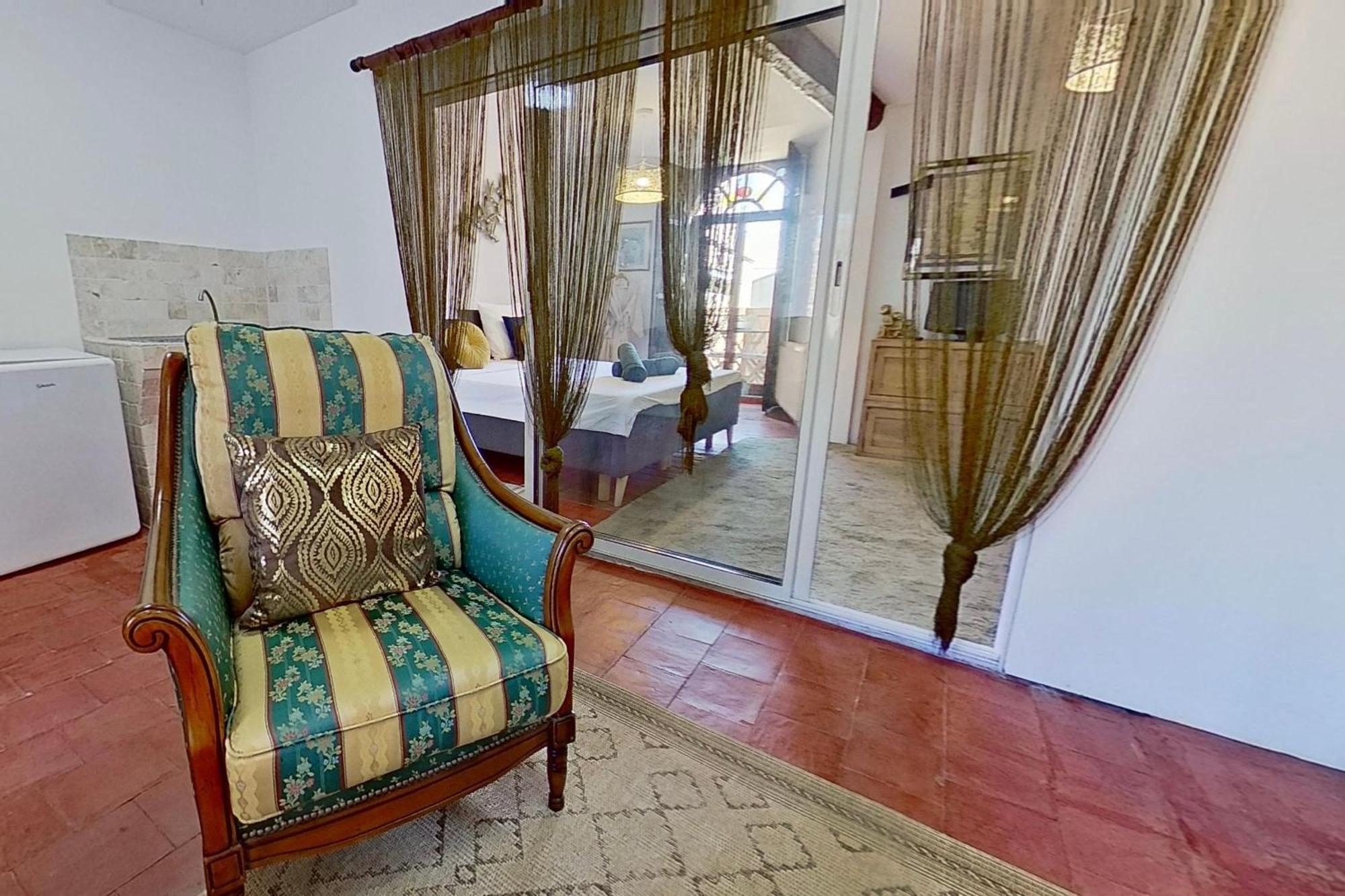 Les 2 Droles D'Oiseaux Bed & Breakfast Luc-sur-Orbieu Luaran gambar