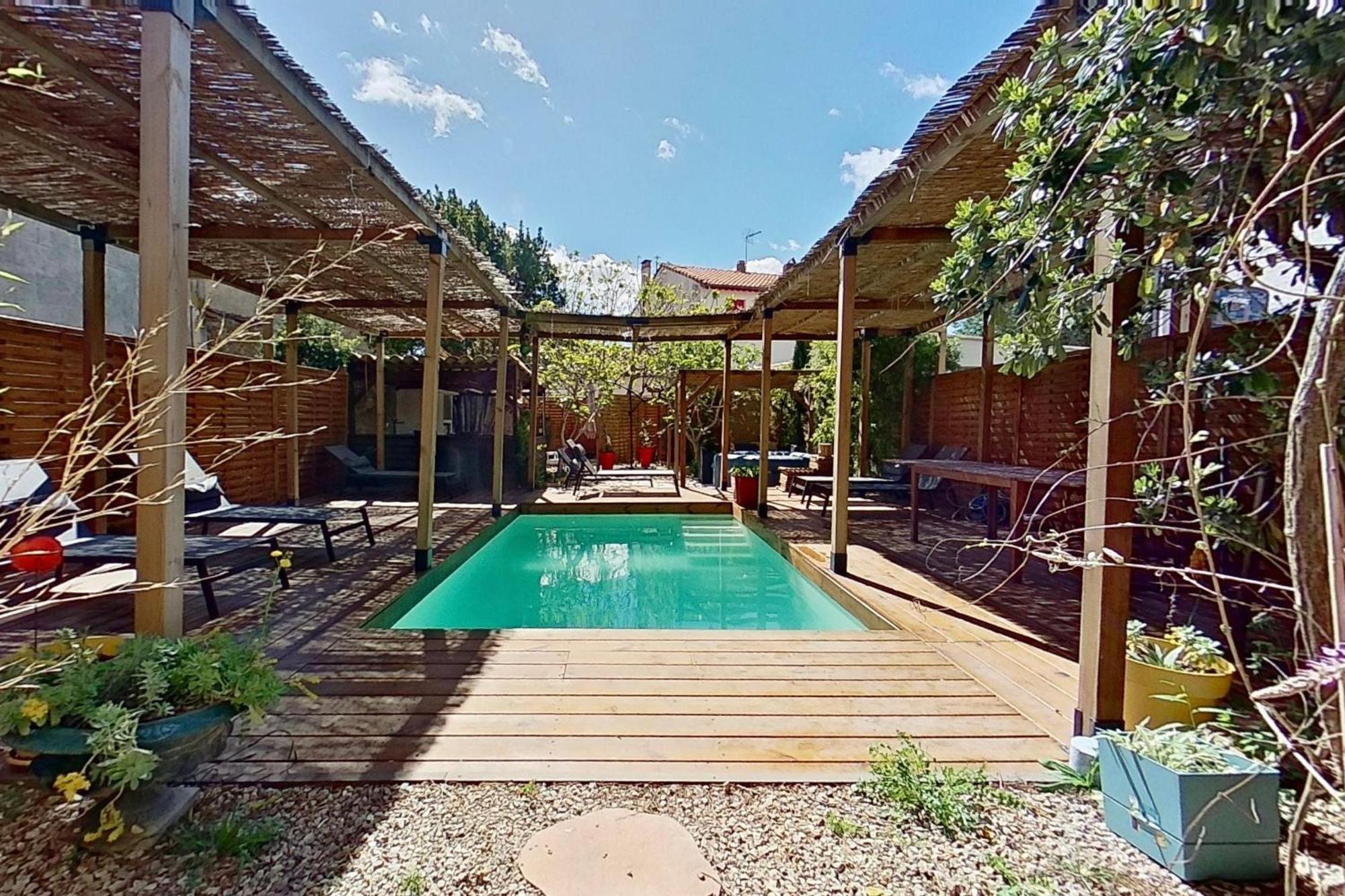 Les 2 Droles D'Oiseaux Bed & Breakfast Luc-sur-Orbieu Luaran gambar